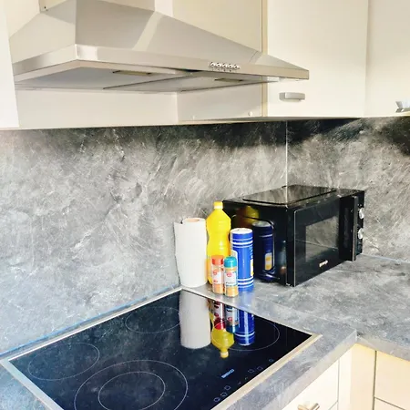 Appartamento Grand F1 Sécurisé Hypercentre Calme 3mins De La Gare